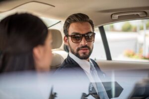 Benefits of Choosing a Local Taxi Service for Your Frimley Trip