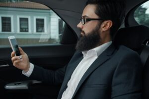 Benefits of Using Lightwater Taxis for Business Travel in Surrey Heath