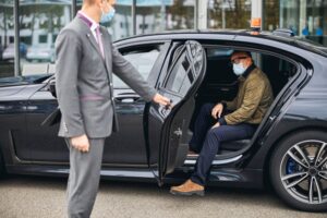 Heathrow Taxi vs Airport Parking