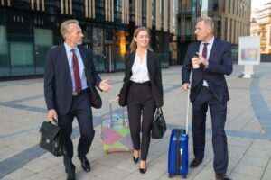 Top Benefits of Booking a Luton Airport Taxi in Advance