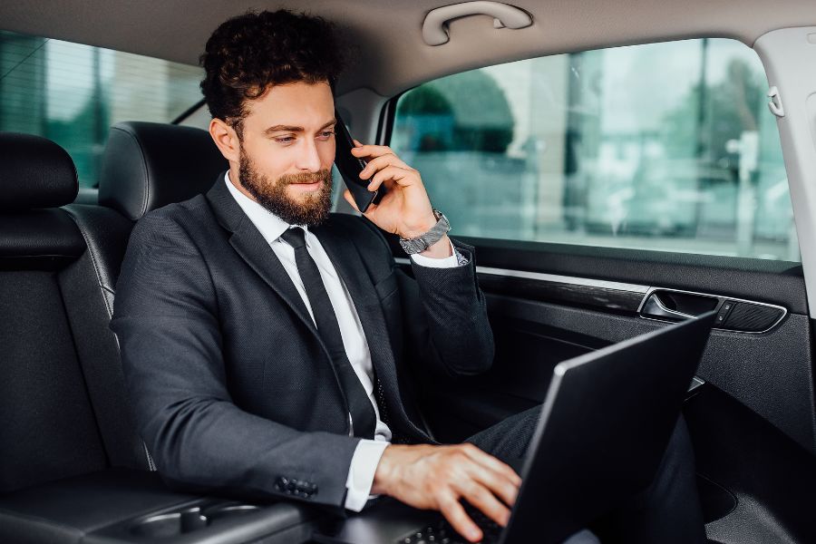 Executive Taxi Services for Business Travel to Heathrow